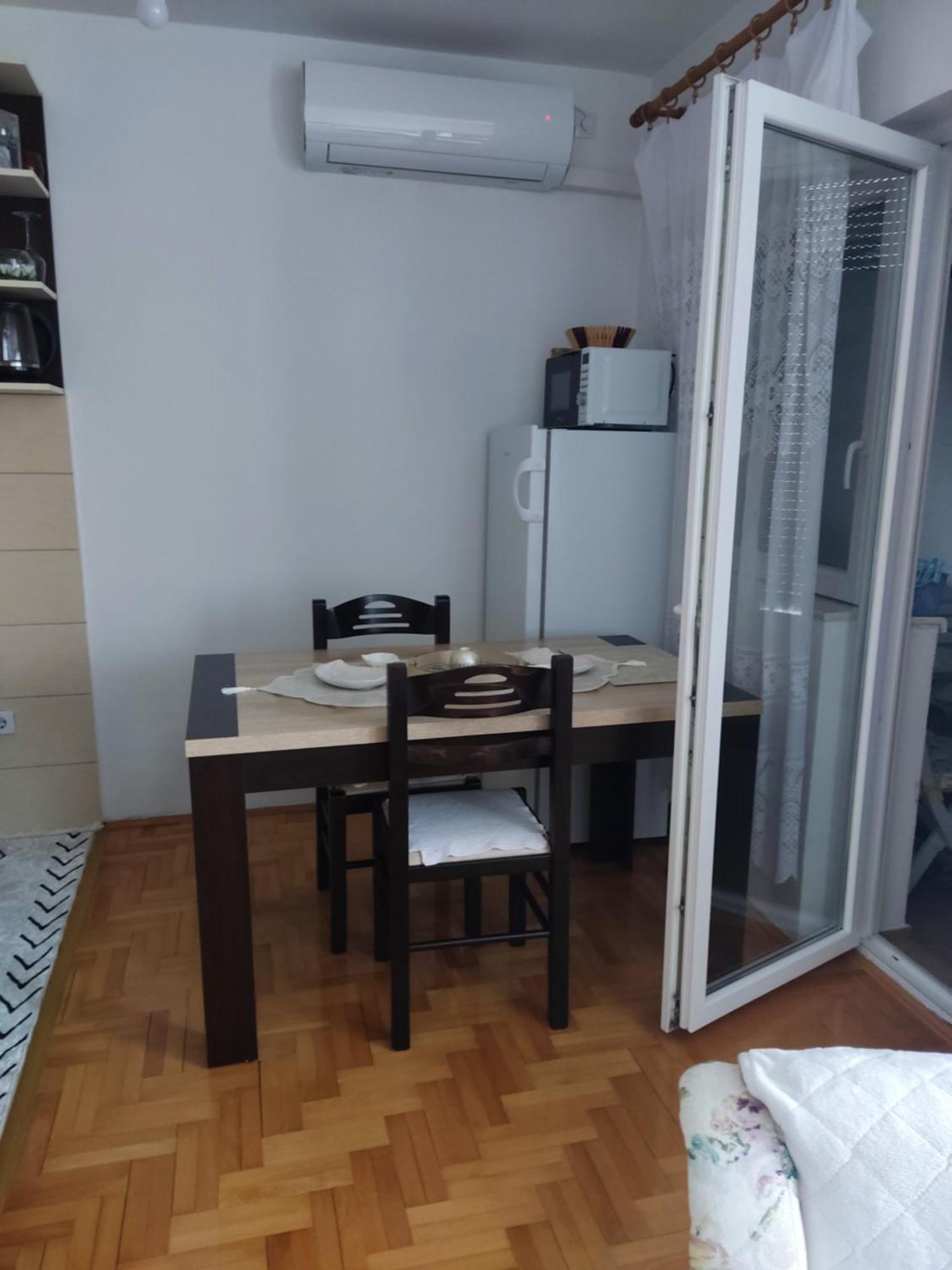Apartman Dunja Plužine Zewnętrze zdjęcie